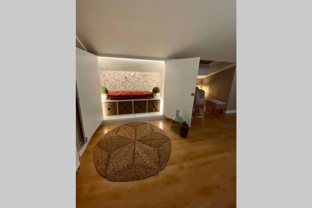 Mi Pequena Buhardilla Apartment บาร์บัสโตร ภายนอก รูปภาพ